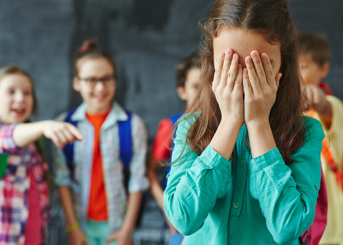 Orang Tua Wajib Tahu ! 8 Tanda Anak Anda Menjadi Korban Bullying