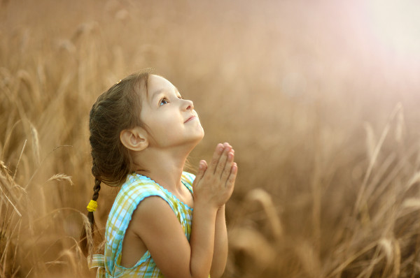 Cara Muda Mengajarkan Rasa Syukur kepada Anak