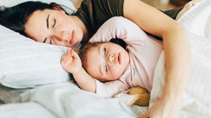 3 Kalimat Sugesti ini Wajib Disampaikan Kepada Anak Menjelang Tidur