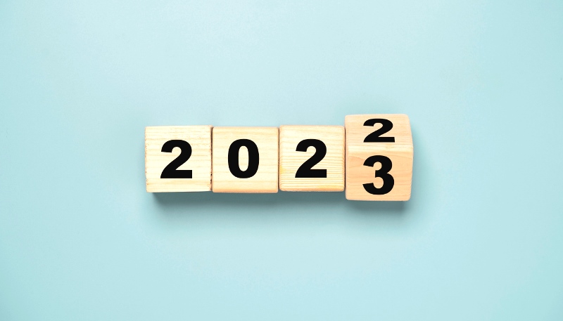 pergantian tahun 2022 menuju 2023